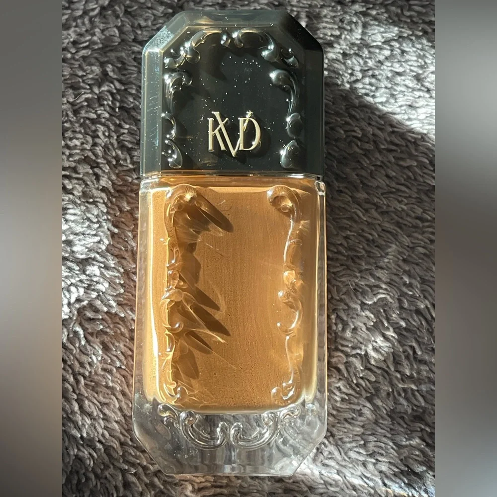 KVD Deep 084 GOOD APPLE FULL-COVERAGE FOUNDATION